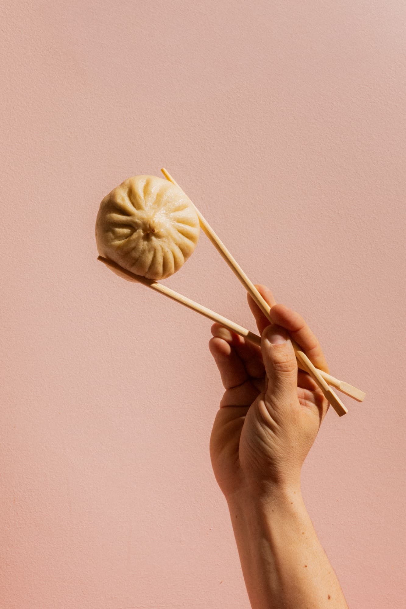 L'interno elegante e informale del ristorante